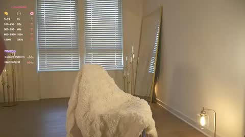Snapshot of beatrix_rich chatting on June 2026 06:00:02 PM beatrix_rich online show from June 2026 06:00:02 PM