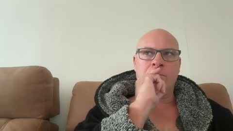 Snapshot of beatsboy87 chatting on June 2026 03:05:01 AM beatsboy87 online show from June 2026 03:05:01 AM