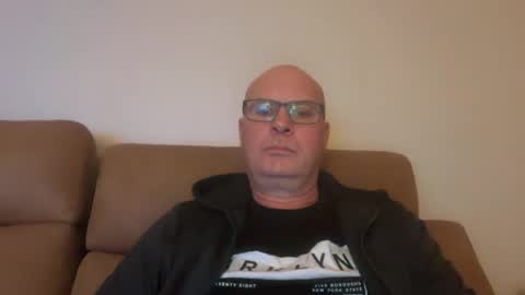 Snapshot of beatsboy87 chatting on June 2026 09:48:02 AM beatsboy87 online show from June 2026 09:48:02 AM