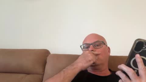 Snapshot of beatsboy87 chatting on July 2026 05:43:02 AM beatsboy87 online show from July 2026 05:43:02 AM