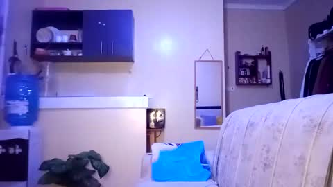 Gia online show from April 2026 06:49:01 PM