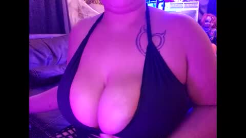 Snapshot of beautifull_sin69 chatting on October 2025 06:47:01 AM MONSTAHEAD69 online show from October 2025 06:47:01 AM