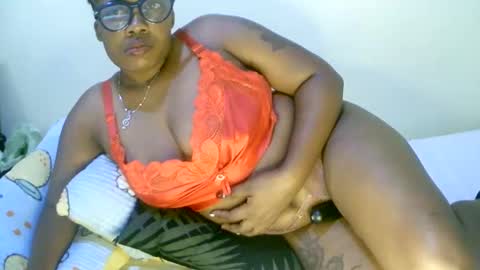 Snapshot of beautifulpeach2 chatting on February 2025 07:55:01 AM beautifulpeach2 online show from February 2025 07:55:01 AM