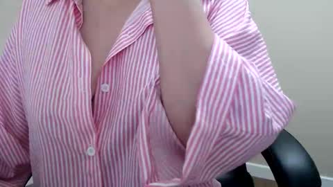beauty_annyta online show from April 2026 06:44:01 AM