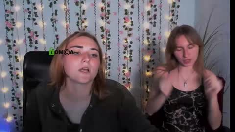 beauty_ginger online show from September 2025 01:04:01 PM