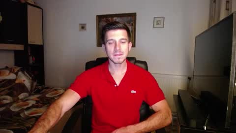 Mia and Jake online show from October 2025 04:04:01 PM