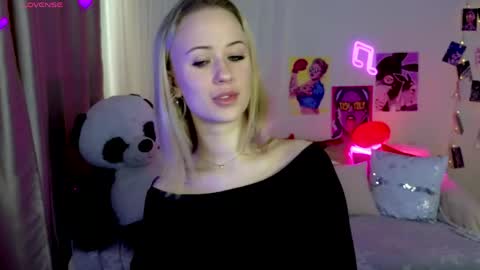 beauty Sasha online show from April 2026 01:37:01 PM