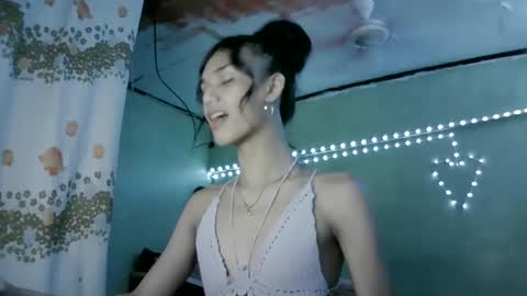beautyhotasia123 online show from December 2024 07:00:01 PM