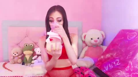 Snapshot of beautyqueen__ chatting on December 2024 03:58:02 AM BeautyMaffe online show from December 2024 03:58:02 AM