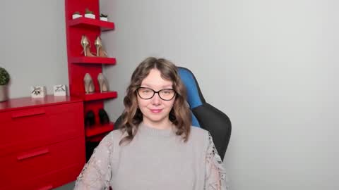 Zoe online show from October 2025 05:41:01 AM