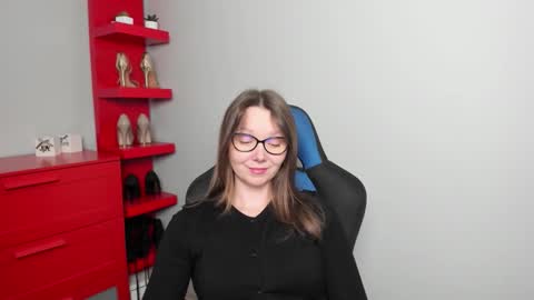 Zoe online show from December 2025 06:54:02 AM