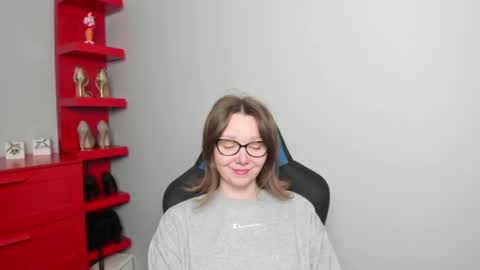 Zoe online show from April 2026 05:32:01 AM