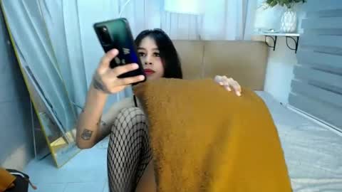 Snapshot of bebe_dehermosa chatting on February 2025 01:22:01 AM M A R A online show from February 2025 01:22:01 AM