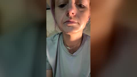 Snapshot of bebegirl6 chatting on May 2026 10:33:02 PM bebegirl6 online show from May 2026 10:33:02 PM