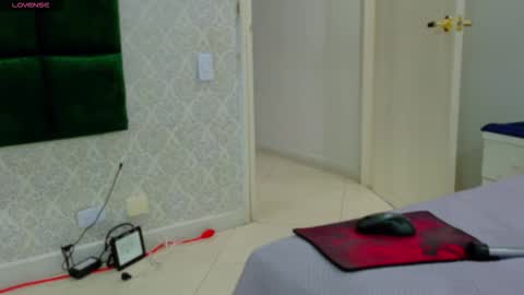 BeccaRed online show from October 2025 03:18:01 AM