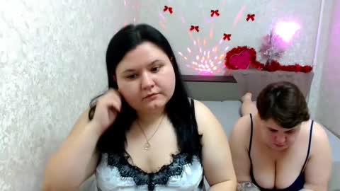 Snapshot of beckyandellen chatting on December 2024 11:06:02 AM BeckyAndEllen online show from December 2024 11:06:02 AM