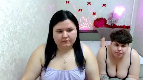 Snapshot of beckyandellen chatting on December 2024 06:54:02 PM BeckyAndEllen online show from December 2024 06:54:02 PM