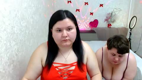Snapshot of beckyandellen chatting on January 2025 07:18:01 PM BeckyAndEllen online show from January 2025 07:18:01 PM