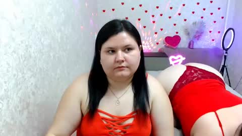 Snapshot of beckyandellen chatting on February 2025 02:21:01 PM BeckyAndEllen online show from February 2025 02:21:01 PM