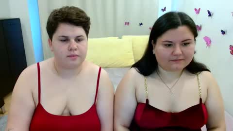 Snapshot of beckyandellen chatting on September 2025 08:59:02 AM BeckyAndEllen online show from September 2025 08:59:02 AM