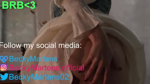 Snapshot of beckymartens chatting on December 2024 06:14:01 AM BeckyMartens come join me on while im offline here online show from December 2024 06:14:01 AM