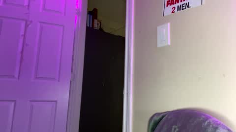 Beckytheclown online show from February 2025 04:26:02 PM