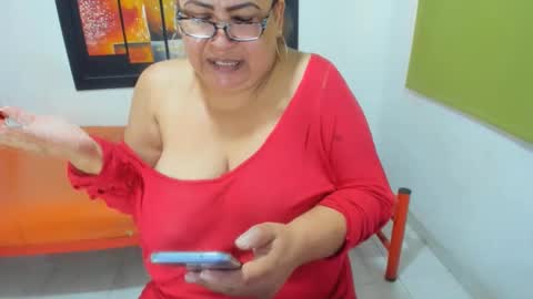 Snapshot of beckyummys chatting on December 2024 02:59:01 PM beckyummys online show from December 2024 02:59:01 PM