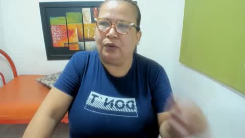 Snapshot of beckyummys chatting on December 2024 11:54:01 AM beckyummys online show from December 2024 11:54:01 AM