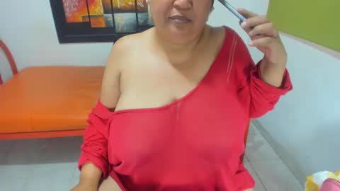 Snapshot of beckyummys chatting on February 2025 05:48:02 PM beckyummys online show from February 2025 05:48:02 PM