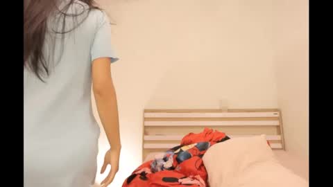 bee_thai online show from February 2025 07:41:02 PM