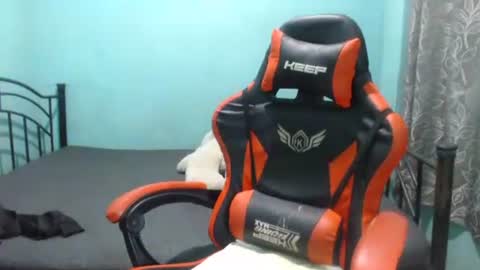 Tezza online show from September 2025 07:32:02 AM