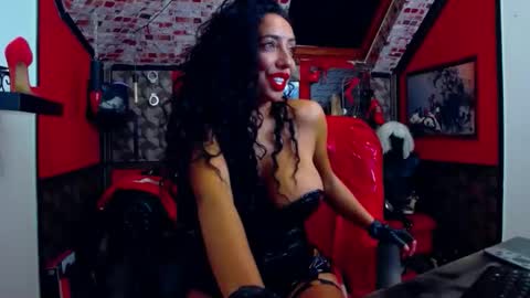 BelatrixDomme online show from April 2026 04:26:01 PM