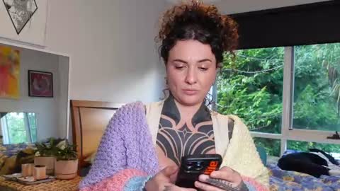 Snapshot of belen_osqura chatting on June 2026 05:34:01 AM Alt Aussie online show from June 2026 05:34:01 AM