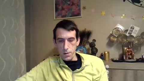 Snapshot of belgianboy33 chatting on February 2025 03:42:01 AM Dreamcock online show from February 2025 03:42:01 AM