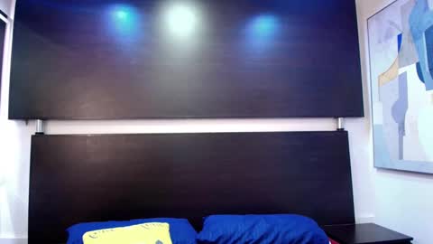 Snapshot of bell_jhonss chatting on September 2025 12:28:01 PM BELL. online show from September 2025 12:28:01 PM