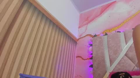 Melanie  online show from February 2026 10:42:02 AM