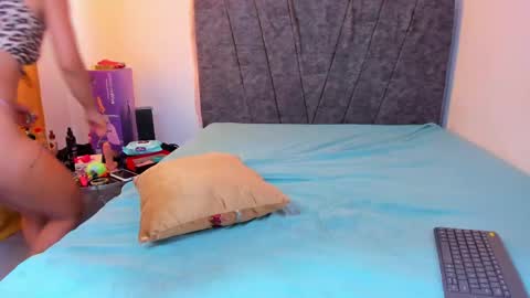 Bella and Andrew special couple online show from April 2026 09:37:02 PM