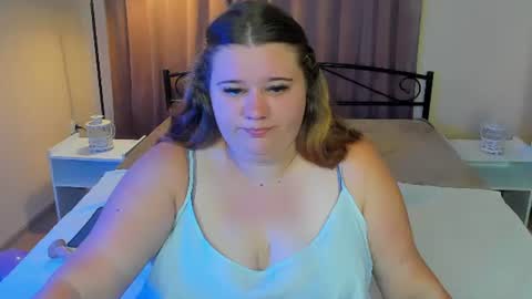 Snapshot of bella_blvack chatting on July 2026 05:43:02 AM bella_blvack online show from July 2026 05:43:02 AM