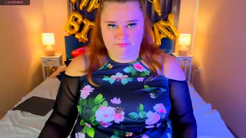 Snapshot of bella_blvack chatting on July 2026 06:27:02 AM bella_blvack online show from July 2026 06:27:02 AM