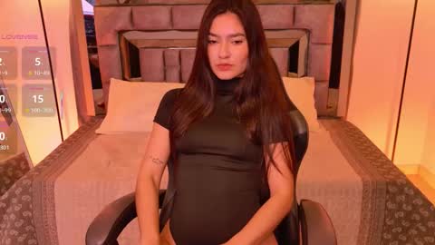 Bella  online show from February 2026 02:09:01 PM