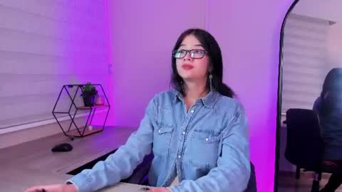 Snapshot of bella_corbin chatting on July 2026 07:24:01 PM Bella Corbin online show from July 2026 07:24:01 PM