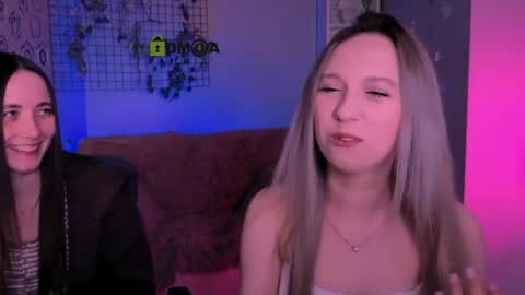 Bella online show from April 2026 07:25:01 PM