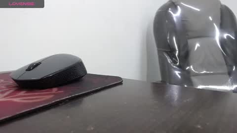 lady online show from March 2025 07:42:02 PM