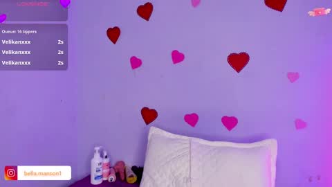 Snapshot of bella_manson_ chatting on February 2025 12:16:01 AM BELLA online show from February 2025 12:16:01 AM