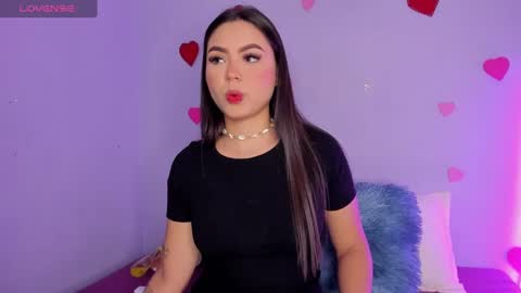 Snapshot of bella_manson_ chatting on February 2025 07:36:01 PM BELLA online show from February 2025 07:36:01 PM
