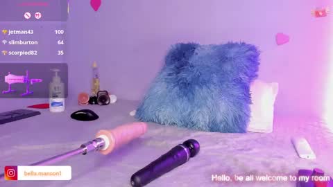 Snapshot of bella_manson_ chatting on February 2025 10:47:02 PM BELLA online show from February 2025 10:47:02 PM