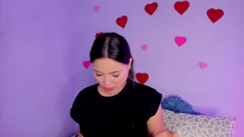 Snapshot of bella_manson_ chatting on March 2025 07:28:01 PM BELLA online show from March 2025 07:28:01 PM