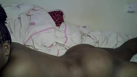 bella_noire1 online show from June 2026 06:52:02 AM