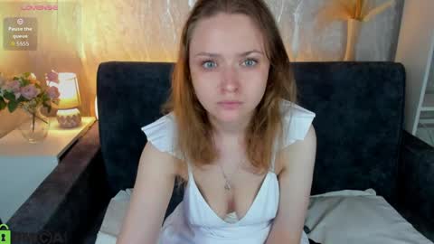 Snapshot of bella_ramsi chatting on June 2026 12:58:02 AM Linda Bella online show from June 2026 12:58:02 AM