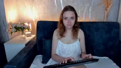 Snapshot of bella_ramsi chatting on July 2026 01:08:01 AM Linda Bella online show from July 2026 01:08:01 AM